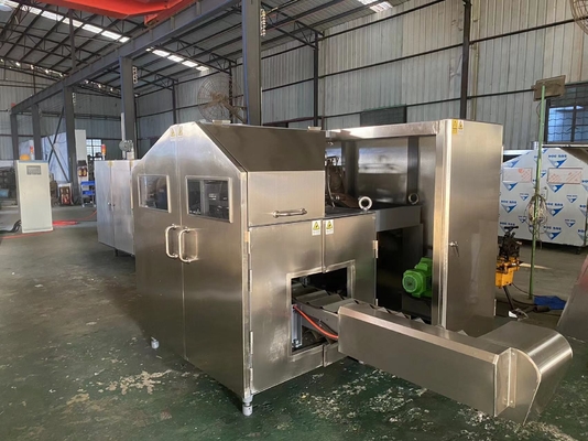 পানীয় কারখানার জন্য 3200pcs/H 190mm দীর্ঘ স্বয়ংক্রিয় আইসক্রিম শঙ্কু মেশিন